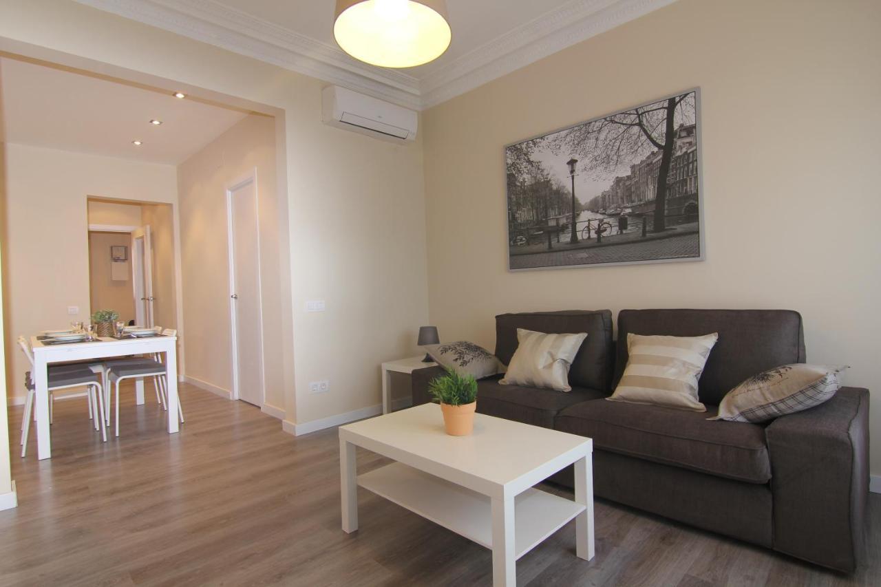 Felip - Spacious And Quiet Apartments Барселона Экстерьер фото